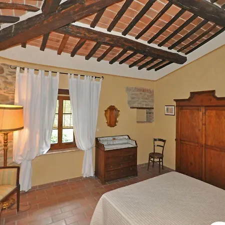 Sleeps 18 Pool Air Con Wifi Apartment