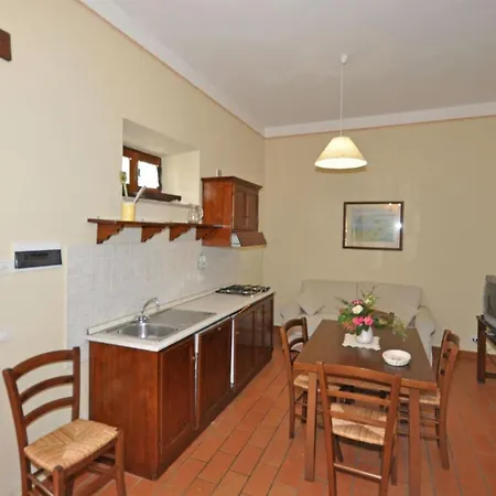 Sleeps 18 Pool Air Con Wifi Cortona