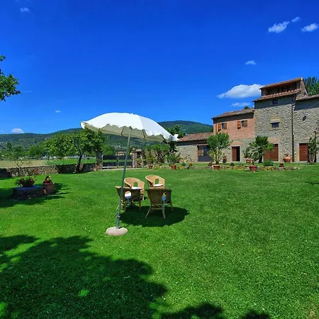 Sleeps 18 Pool Air Con Wifi Apartment