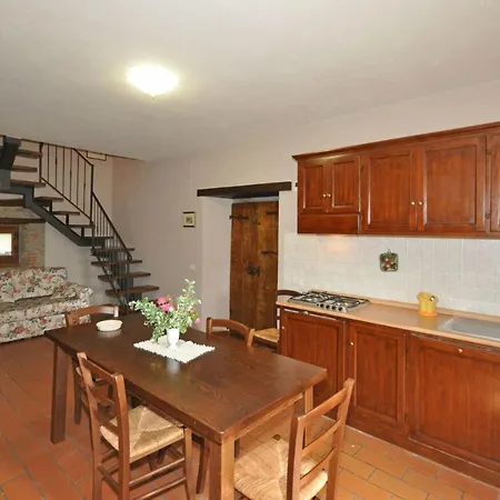 Sleeps 18 Pool Air Con Wifi